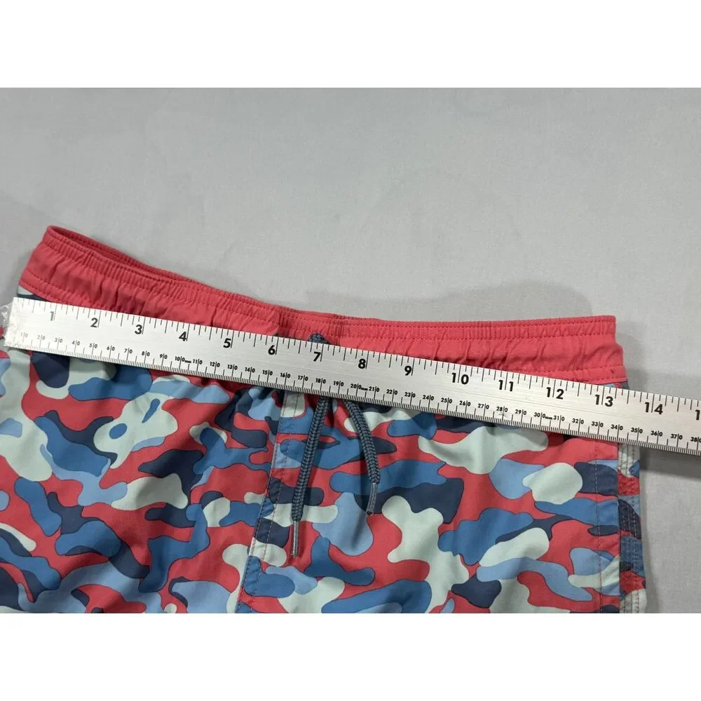 Vineyard Vines Boys Chappy Swim Trunks Size S 8-10 Camo Pattern Lined